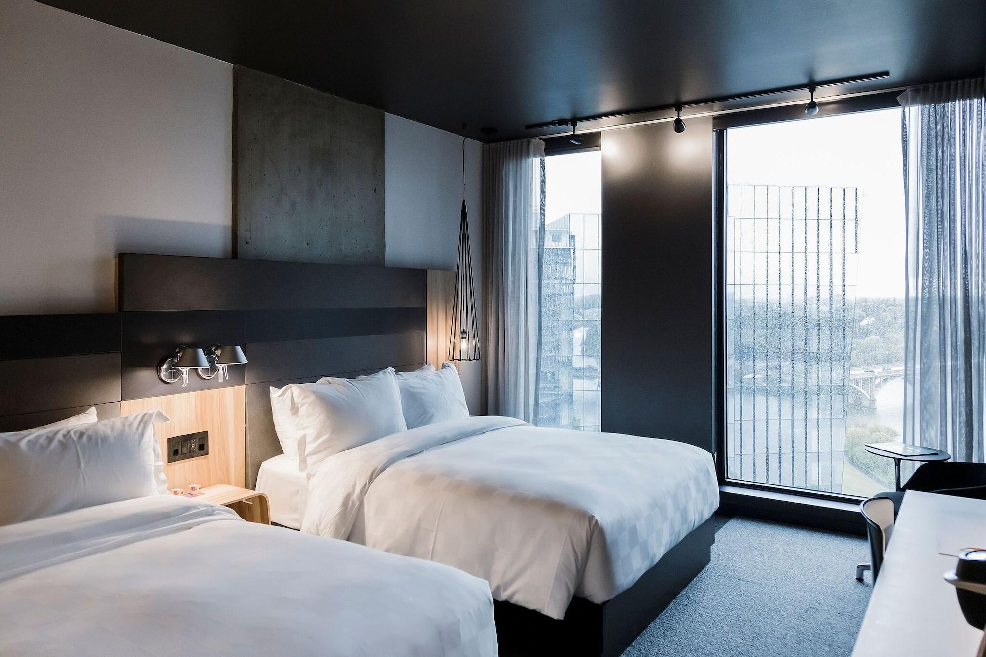 Alt Hotel Саскатун Экстерьер фото