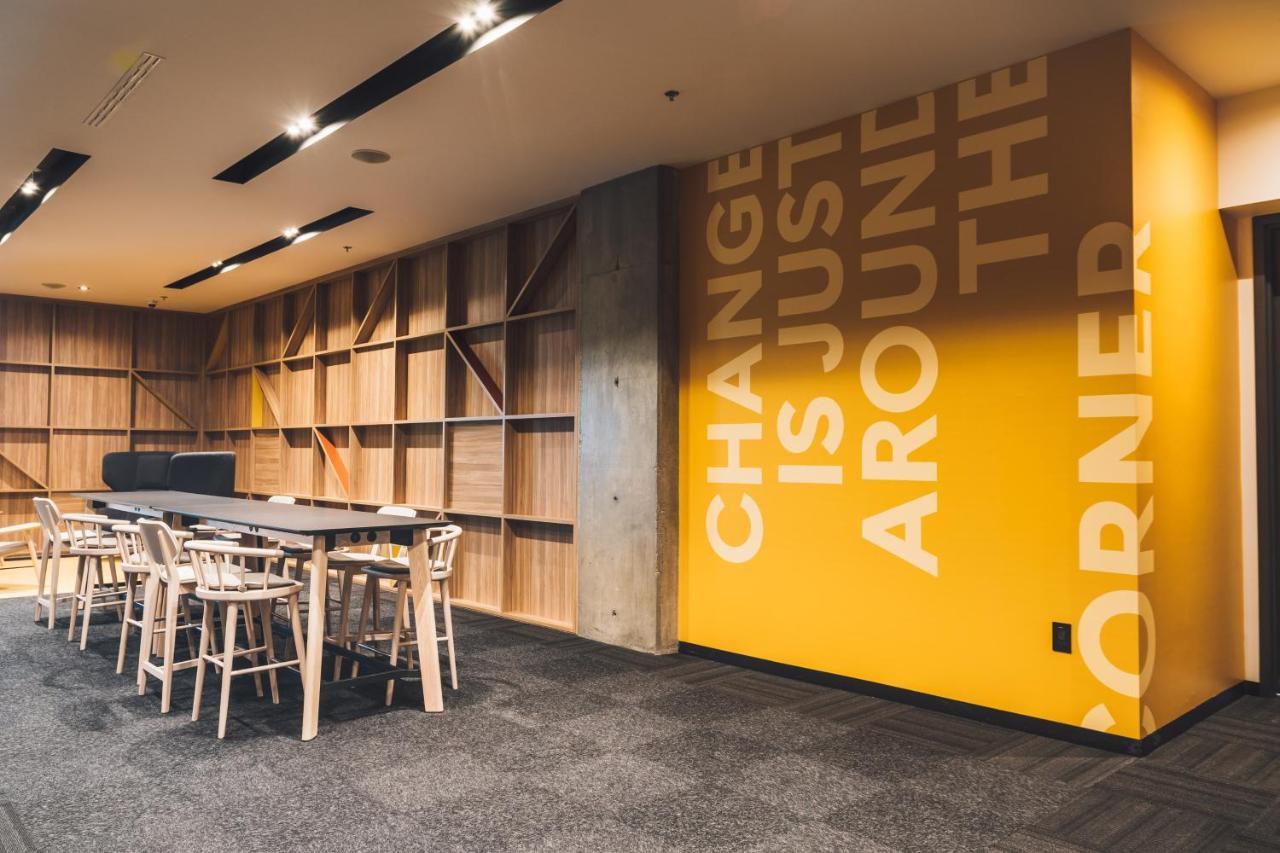Alt Hotel Саскатун Экстерьер фото