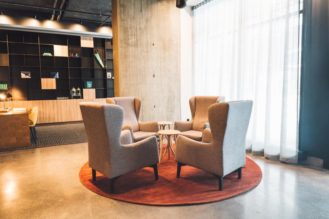 Alt Hotel Саскатун Экстерьер фото