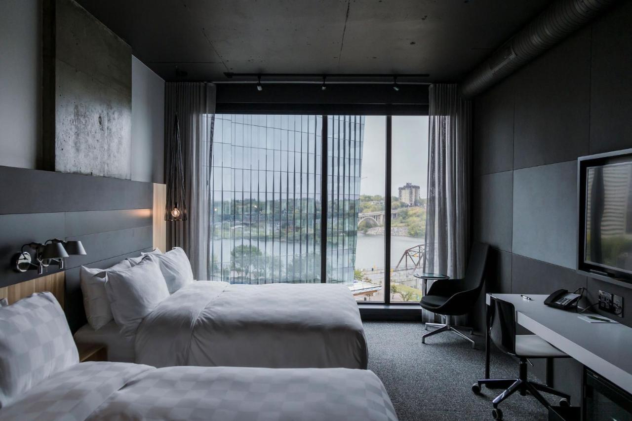 Alt Hotel Саскатун Экстерьер фото