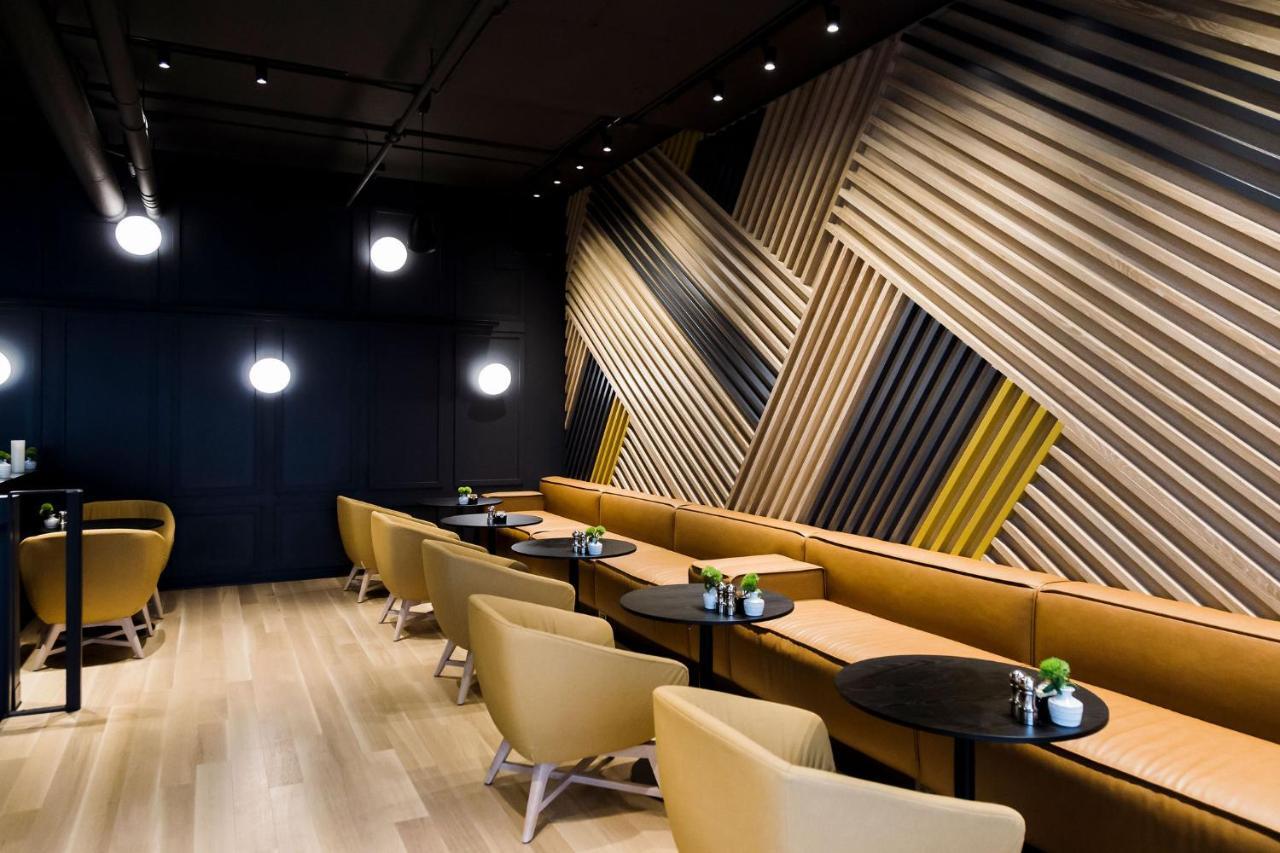 Alt Hotel Саскатун Экстерьер фото